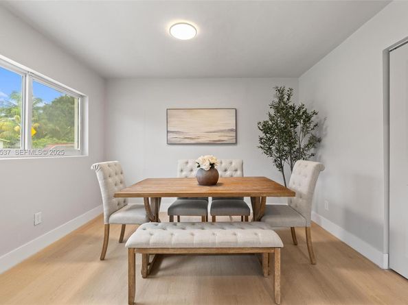 1431 NE 117TH St, Miami FL 33161