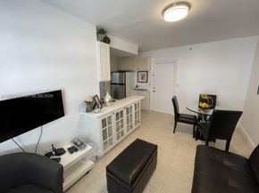 335 Ocean Dr 214, Miami Beach FL 33139