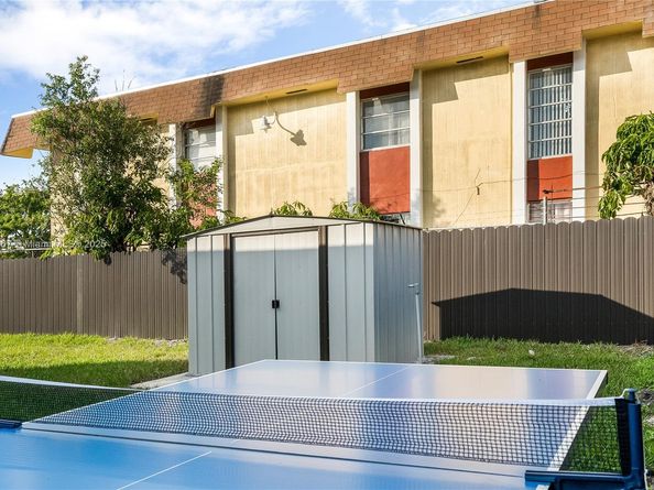 4421 NW 9th St, Miami FL 33126