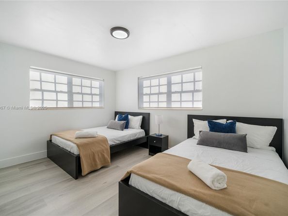 4421 NW 9th St, Miami FL 33126