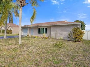 9607 NW 81st St, Tamarac FL 33321