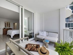 5401 Collins Ave 611, Miami Beach FL 33140