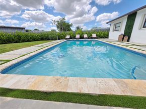 19631 NW 45th Ave, Miami Gardens FL 33055