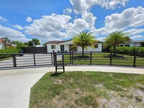 19631 NW 45th Ave, Miami Gardens FL 33055