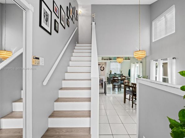 1214 NW 126th Ave, Sunrise FL 33323