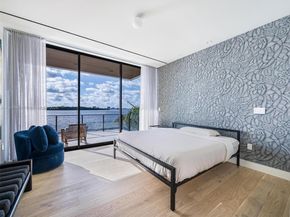 11400 N Bayshore Dr, North Miami FL 33181