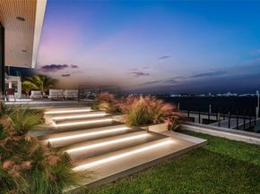 11400 N Bayshore Dr, North Miami FL 33181