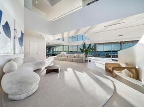 11400 N Bayshore Dr, North Miami FL 33181