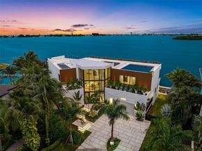 11400 N Bayshore Dr, North Miami FL 33181