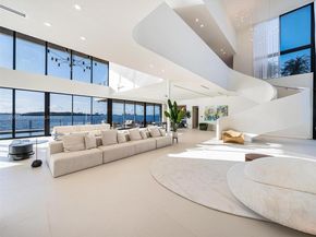 11400 N Bayshore Dr, North Miami FL 33181