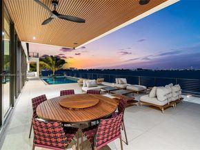 11400 N Bayshore Dr, North Miami FL 33181