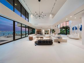 11400 N Bayshore Dr, North Miami FL 33181