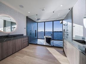 11400 N Bayshore Dr, North Miami FL 33181