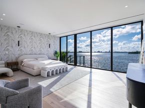 11400 N Bayshore Dr, North Miami FL 33181