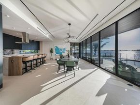 11400 N Bayshore Dr, North Miami FL 33181