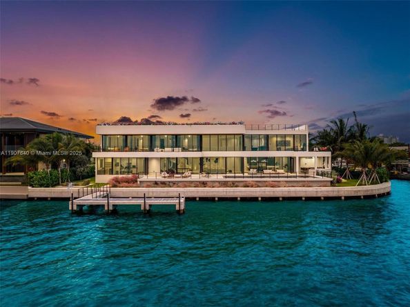 11400 N Bayshore Dr, North Miami FL 33181