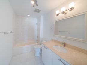 3470 E Coast Ave H0913, Miami FL 33137