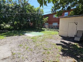 2114 NW 5th St, Pompano Beach FL 33069