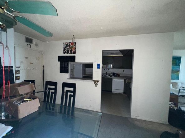 1470 NE 125th Ter 810, North Miami FL 33161
