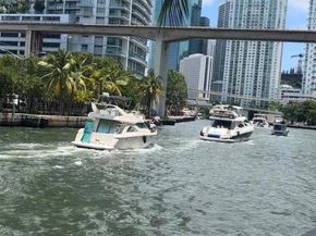 185 SW 7 St 1802, Miami FL 33130