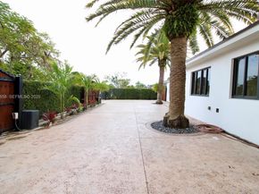 15300 SW 299th St, Homestead FL 33033