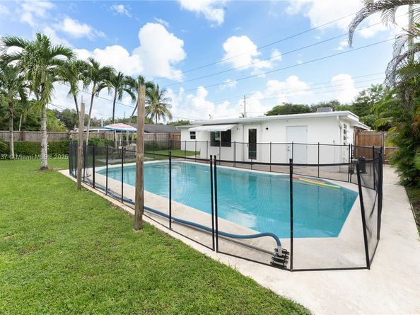3036 N 58th Ave, Hollywood FL 33021