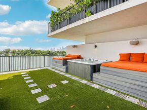 1000 Venetian Way TH101, Miami FL 33139