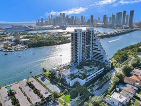 1000 Venetian Way TH101, Miami FL 33139