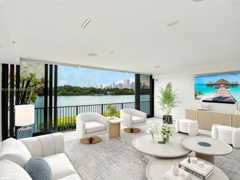 1000 Venetian Way