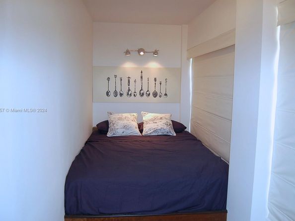934 Michigan Ave 105, Miami Beach FL 33139