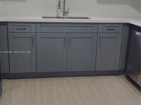 75 SW 32nd Ct Rd, Miami FL 33135