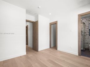 290 NW 48th St, Miami FL 33127