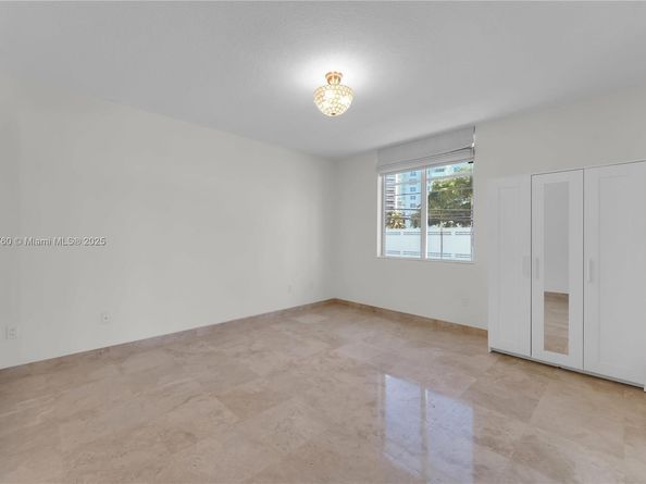 1 Century Ln 202, Miami Beach FL 33139