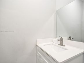 1313 NE 15th Ave, Fort Lauderdale FL 33304