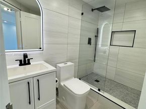 825 Brickell Bay Dr 1448, Miami FL 33131