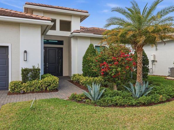 5395 Saint Vincent Lane, Loxahatchee FL 33470