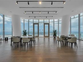 300 Biscayne Boulevard Way #2804 2804, Miami FL 33131