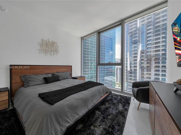300 Biscayne Boulevard Way #2804 2804, Miami FL 33131
