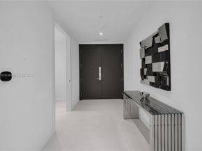 300 Biscayne Boulevard Way #2804 2804, Miami FL 33131