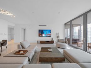 300 Biscayne Boulevard Way #2804 2804, Miami FL 33131