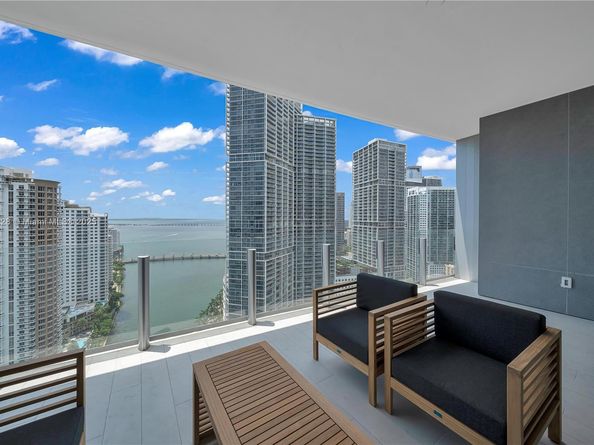 300 Biscayne Boulevard Way #2804 2804, Miami FL 33131