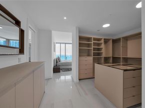 300 Biscayne Boulevard Way #2804 2804, Miami FL 33131