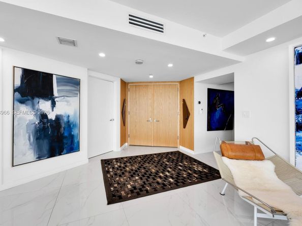 2127 Brickell Ave 801, Miami FL 33129