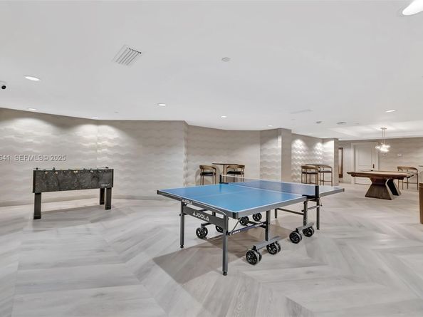 7000 Island Blvd 1701, Aventura FL 33160