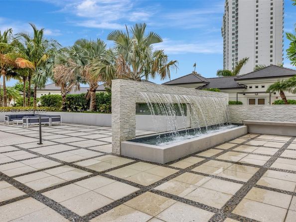 7000 Island Blvd 1701, Aventura FL 33160