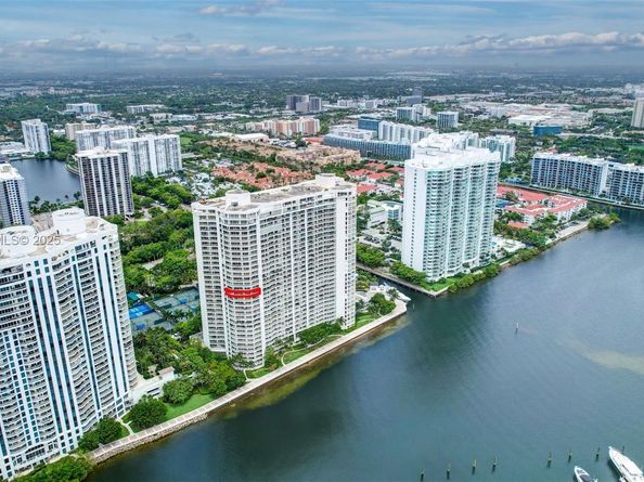 7000 Island Blvd 1701, Aventura FL 33160