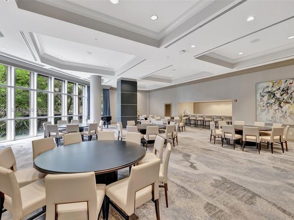 7000 Island Blvd 1701, Aventura FL 33160