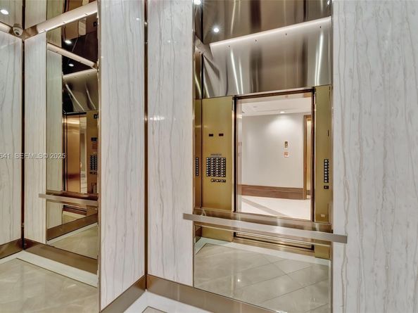 7000 Island Blvd 1701, Aventura FL 33160