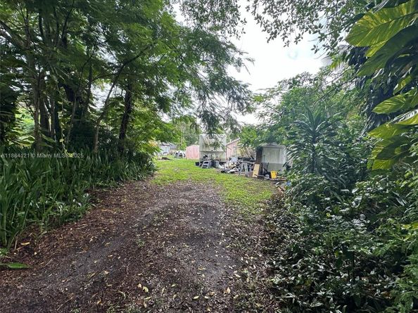 1499 SW 28th Way, Fort Lauderdale FL 33312