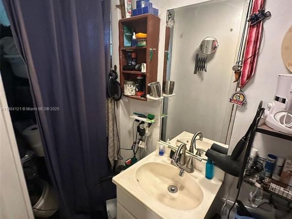 1499 SW 28th Way, Fort Lauderdale FL 33312